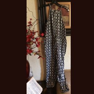 SOLD!! NWT abstract Forever 21  jumpsuit  Sz Small